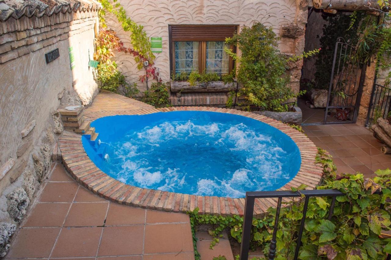 Apartamentos Capricho Del Valle Arroyo Frio Exteriör bild